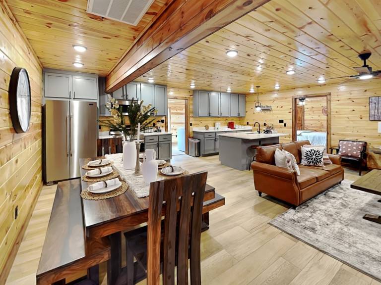 Cabin  Dollywood