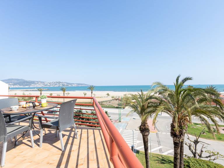 Fully equipped apartment with terrace & garden | Sea view | Next to the beach | Suitable for remote work | Dogs allowed — photo 5
