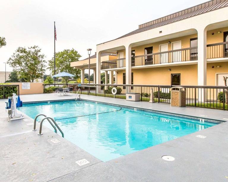 Quality Inn At the Mall - Valdosta — photo 5