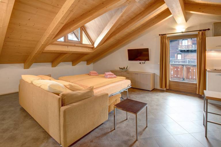 Pet-Friendly Apartment "Castagne Baitel li Pigna" with Mountain View — photo 2