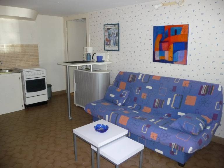 Nice apartment with grill & yard | Beach view | Beach nearby | Pet-friendly — photo 2