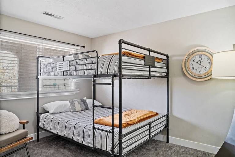 Holiday apartment with pool, hot tub & sauna | Mountain view — photo 4