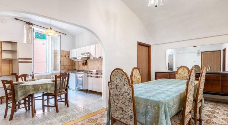 Rental apartment with 2 rooms for 5 persons — photo 3