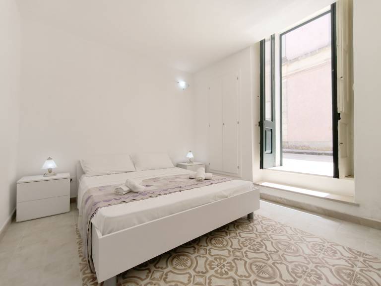 Holiday apartment with terrace — photo 4