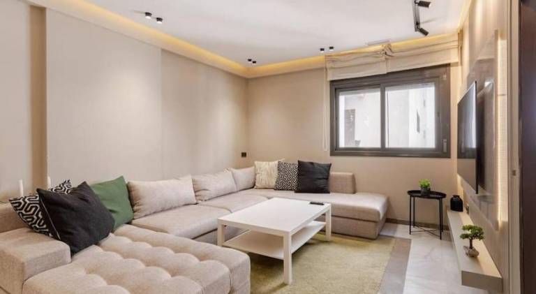 Luxury Corniche Stay - 2 BR Beach Walk — photo 2