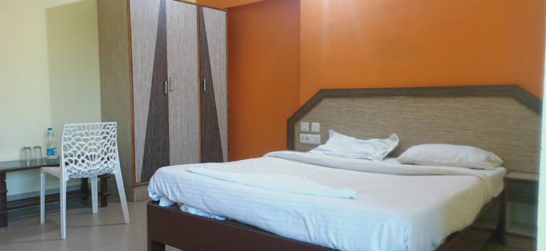 Rental apartment with jacuzzi — photo 2
