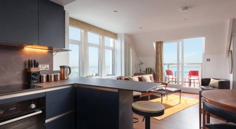 Holiday apartment with terrace & yard | Beach nearby | Suitable for remote work | Dogs allowed — photo 2
