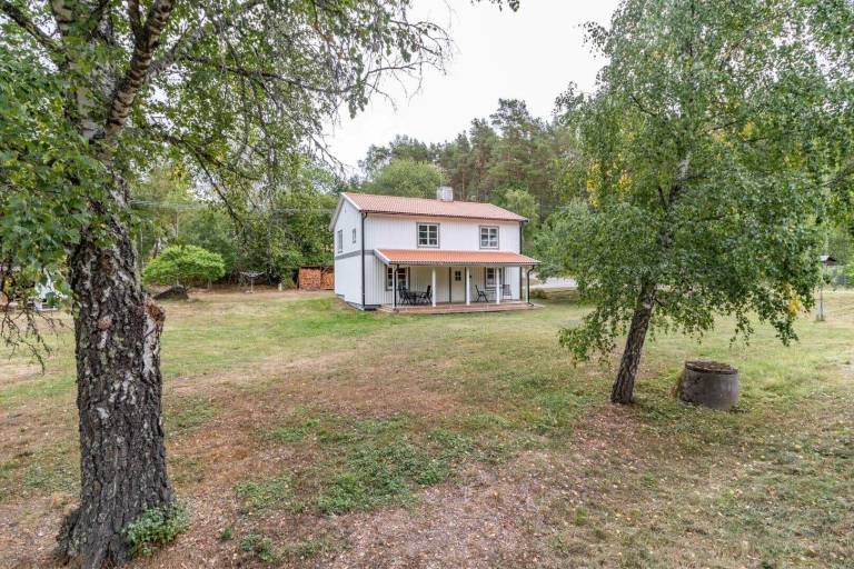 House with terrace, BBQ & sauna | Pets are welcome — photo 2