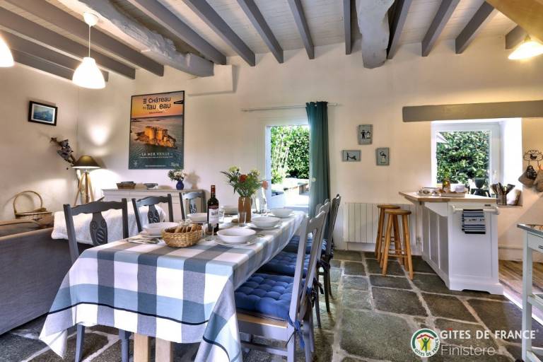 Lovely gite with grill, yard & terrace | Pets are welcome — photo 3