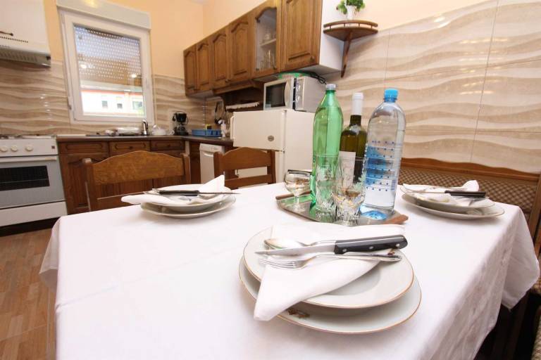 Rental apartment with barbeque & terrace — photo 4
