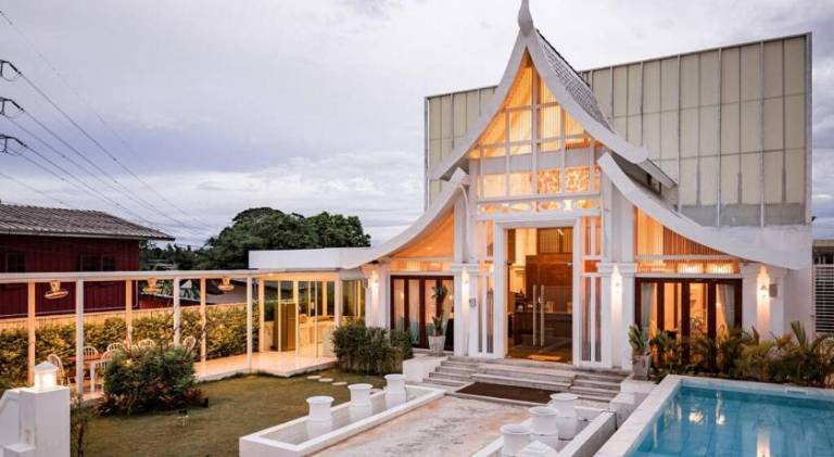Villa with jacuzzi & pool in Chiang Mai