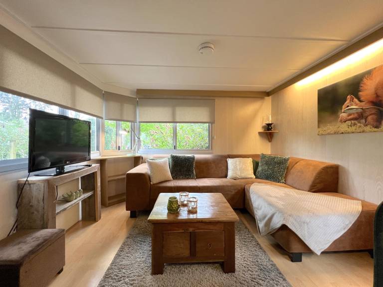 Chalet with terrace — photo 2