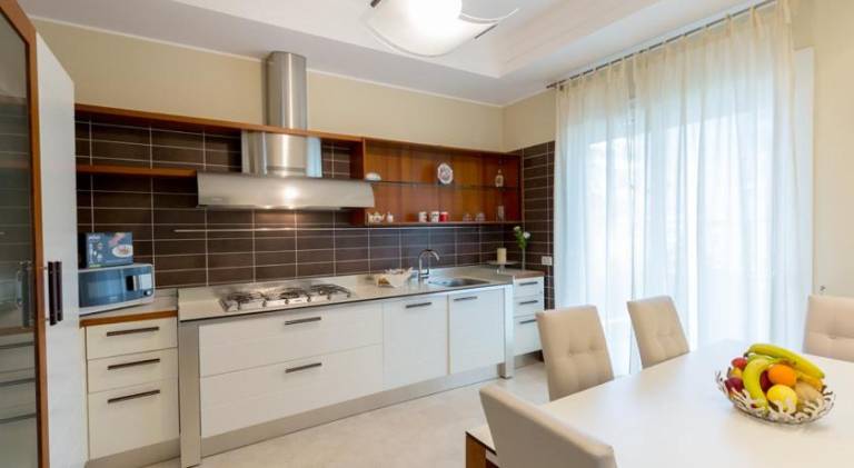 Children-friendly wonderful serviced apartment with terrace, jacuzzi & pool | Beach nearby | Pets are welcome — photo 3