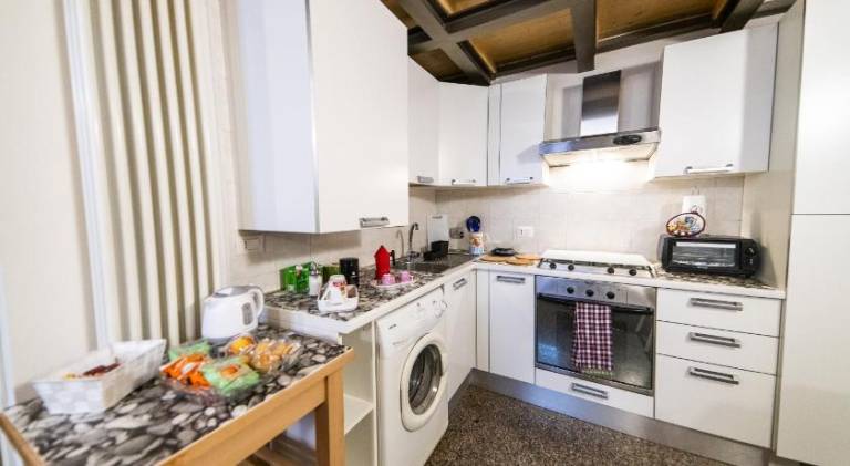 Apartment with 1 room for 4 persons — photo 3