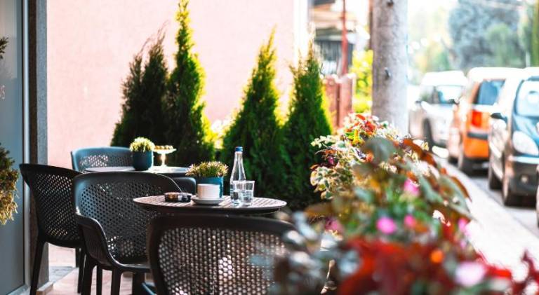 Serviced apartment with terrace & garden | Good for workation — photo 3