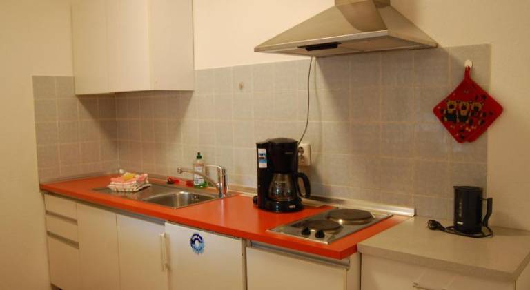 Holiday apartment with patio — photo 3