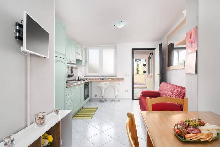 Child-friendly beautiful apartment with grill & patio | Mountain view | Pets allowed in Teo