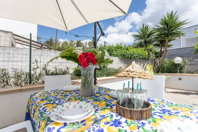 Children-friendly charming villa with BBQ & garden | Garden view | Pets are welcome in Alliste
