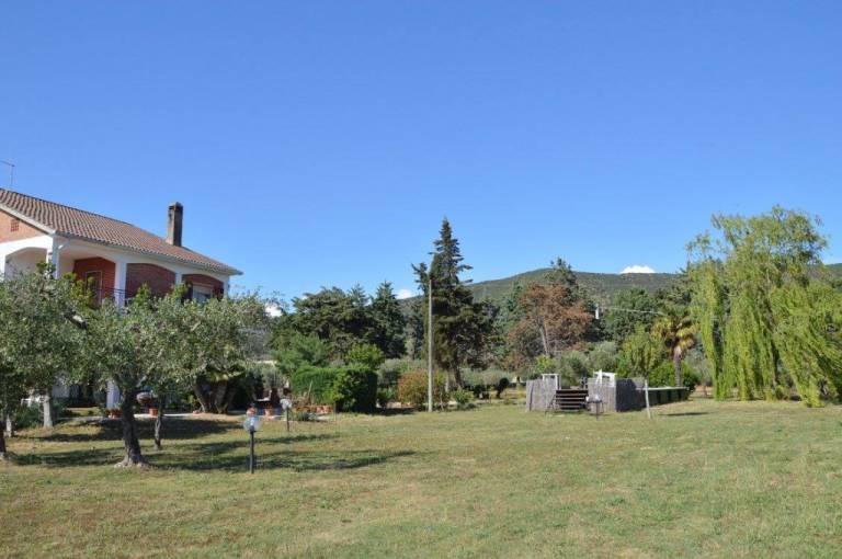 Holiday apartment with garden & pool | Pets allowed — photo 3