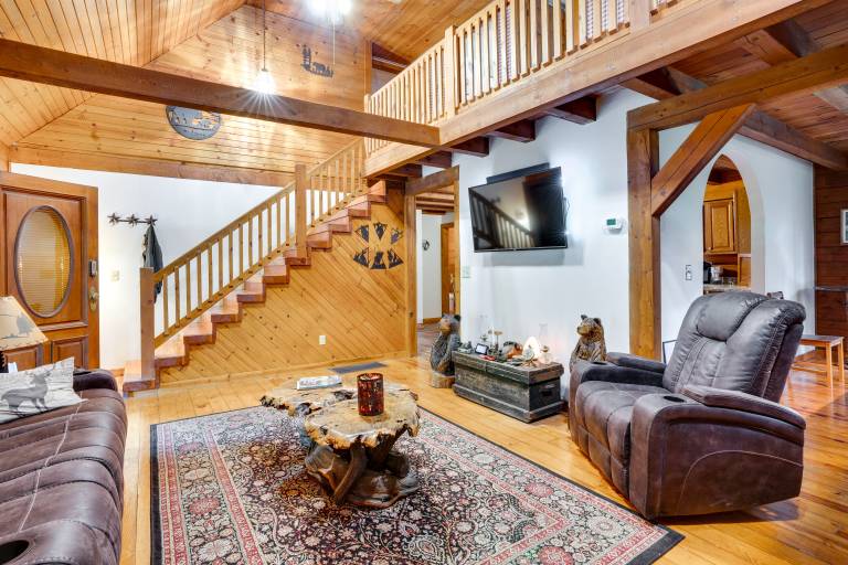 Orleans Retreat w/ Private Hot Tub & Fireplace! — photo 5