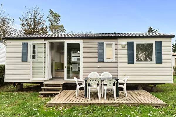 Campsite La Baie de Kernic - Mobile home Classic 3 bdr. 6 pers. Small Decking — photo 2