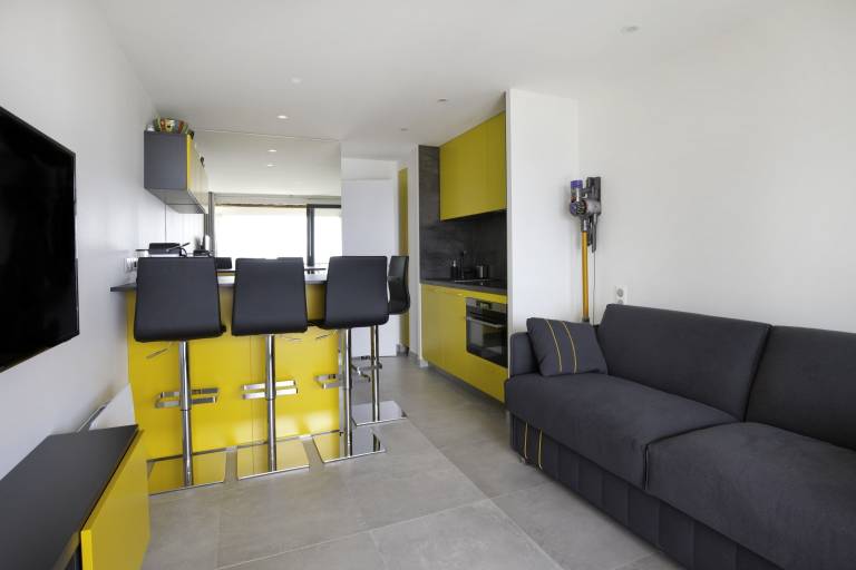 Child-friendly rental apartment with private pool & patio | Beach view | Close to the beach | Suitable for remote work | Dogs allowed — photo 5
