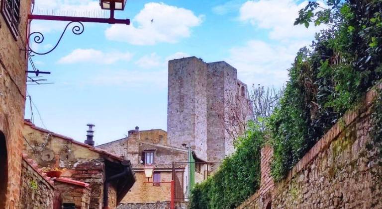 House with 2 rooms for 8 persons in San Gimignano