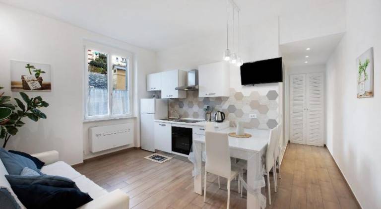 Wonderful holiday apartment | Beach nearby | Pets are welcome in Varazze