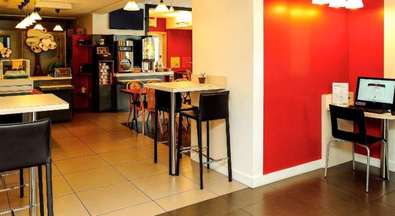 Ibis Lyon Est Beynost A42 — photo 3