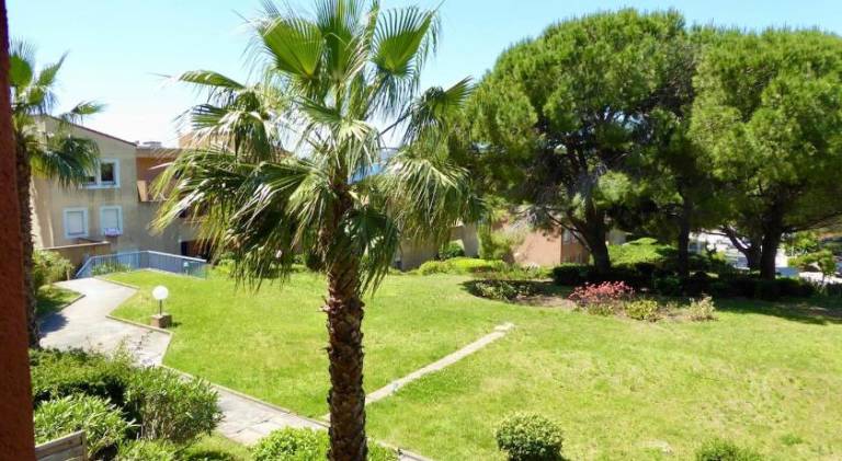 Pleasant holiday apartment | Pets allowed in La Ciotat
