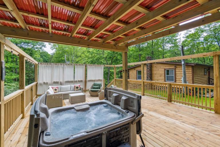 Cabin with BBQ & jacuzzi | Mountain view — photo 2