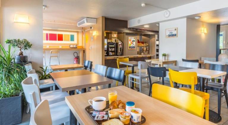 B&B HOTEL Strasbourg Sud Geispolsheim — photo 2