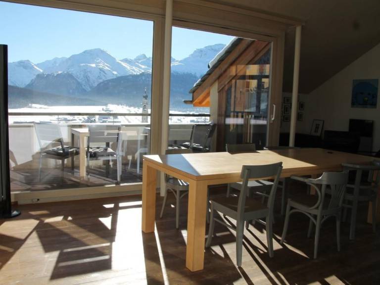 Ferienwohnung mit Hund in Samedan f&uuml;r max. 6 Personen