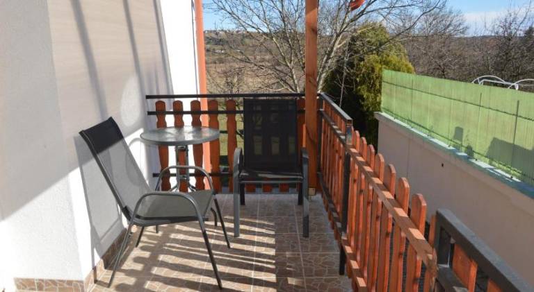 Varga Apartman Heviz — photo 3