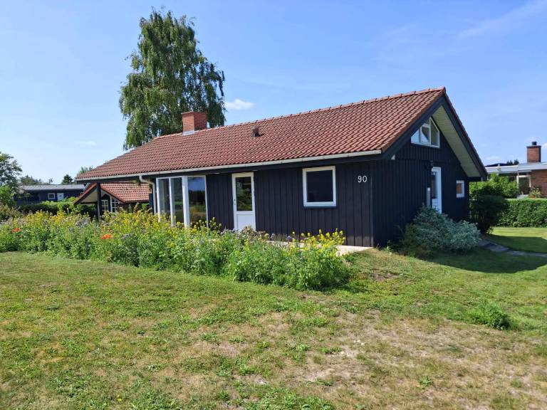 Family-friendly wonderful house with yard | Water view | Next to the beach | Pets allowed in Haderslev