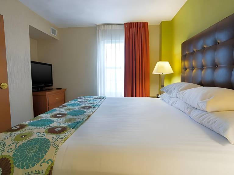 Drury Inn & Suites McAllen — photo 2