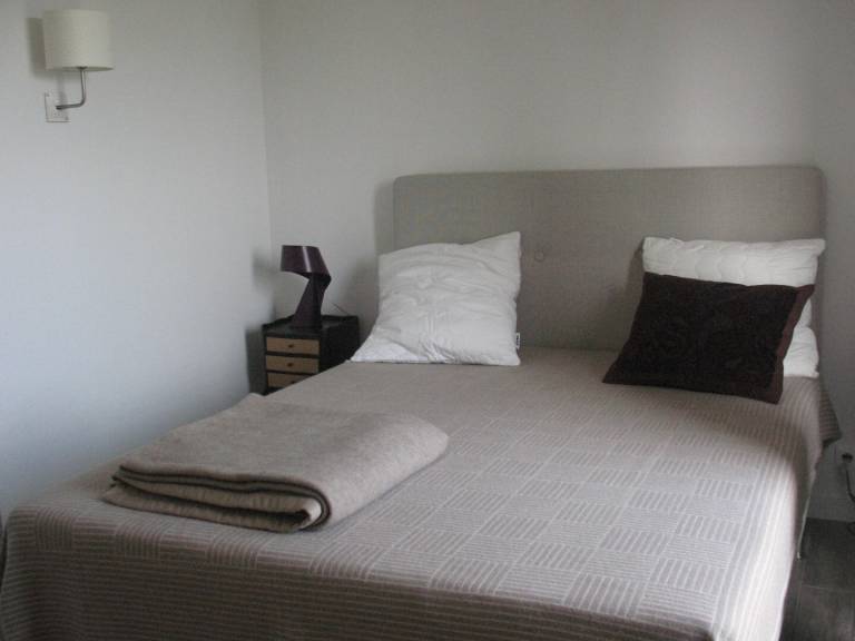 Fully equipped wonderful vacation home with yard & BBQ | Sea view | Beach nearby | Pets allowed — photo 4