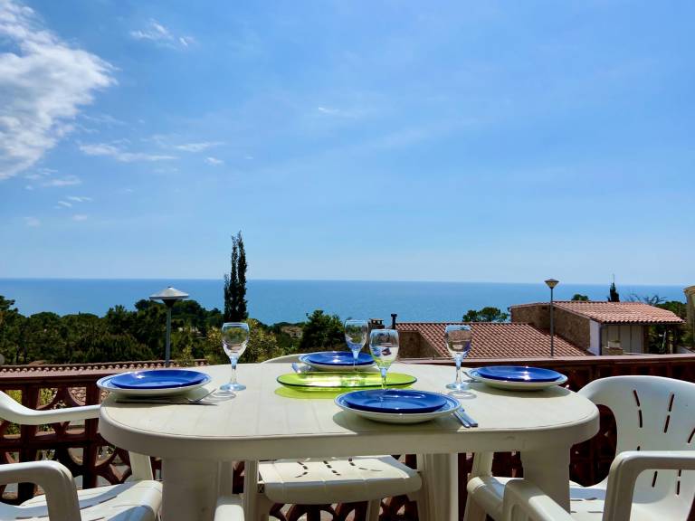 Villa with terrace, pool & grill | Sea view — photo 5