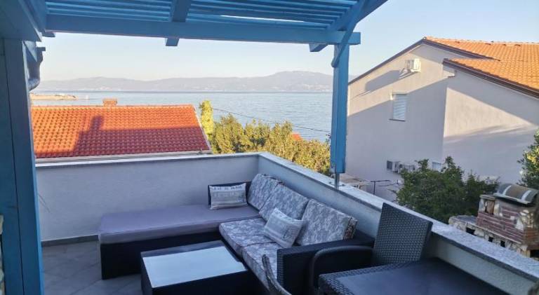 Apartment with terrace & barbecue — photo 4