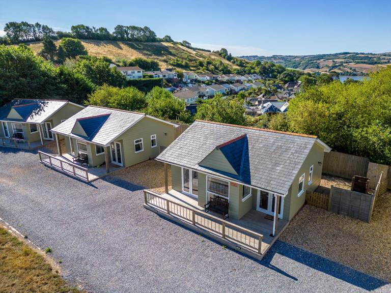 Lodge with patio in Newton Abbot