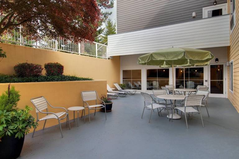 Fairfield by Marriott Inn & Suites Seattle Bellevue/Redmond — photo 5