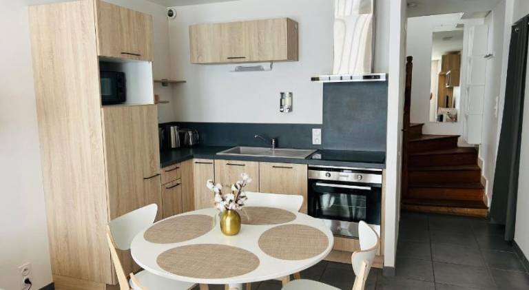 Holiday apartment with 2 rooms for 4 persons — photo 4