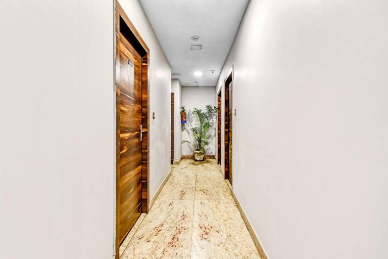 Hotel O MB International — photo 3