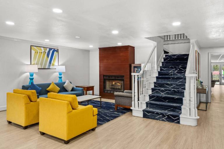 Comfort Inn & Suites Rome South — photo 2