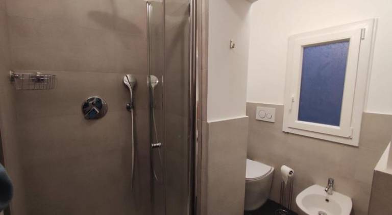 Holiday apartment with 2 rooms for 6 persons — photo 4