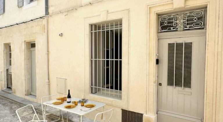 Maison de Charme Centre Roquette in Arles