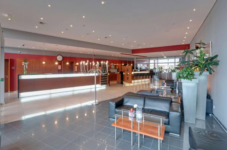 Hotel Wolfsburg Centrum Affiliated by Melia — photo 5