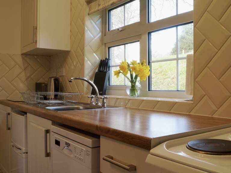 Family-oriented cottage with garden | Pets allowed — photo 5