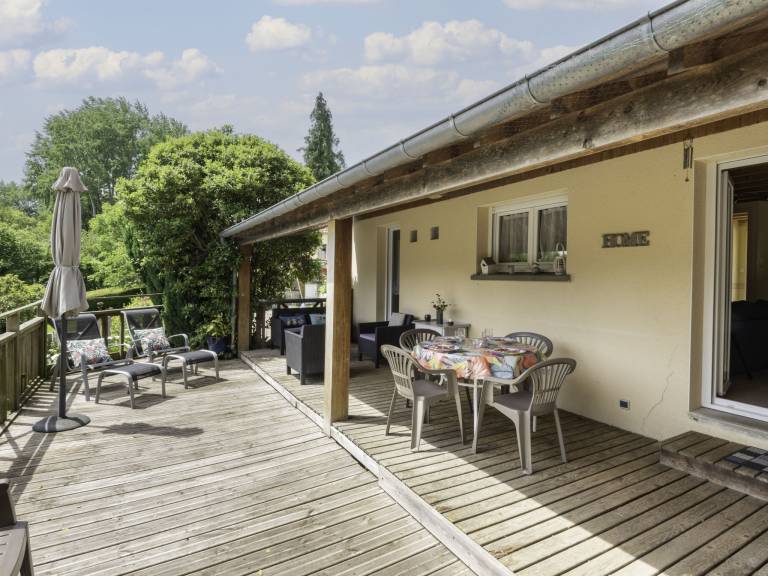 Fully equipped vacation home with barbeque, patio & garden | Dogs allowed — photo 2