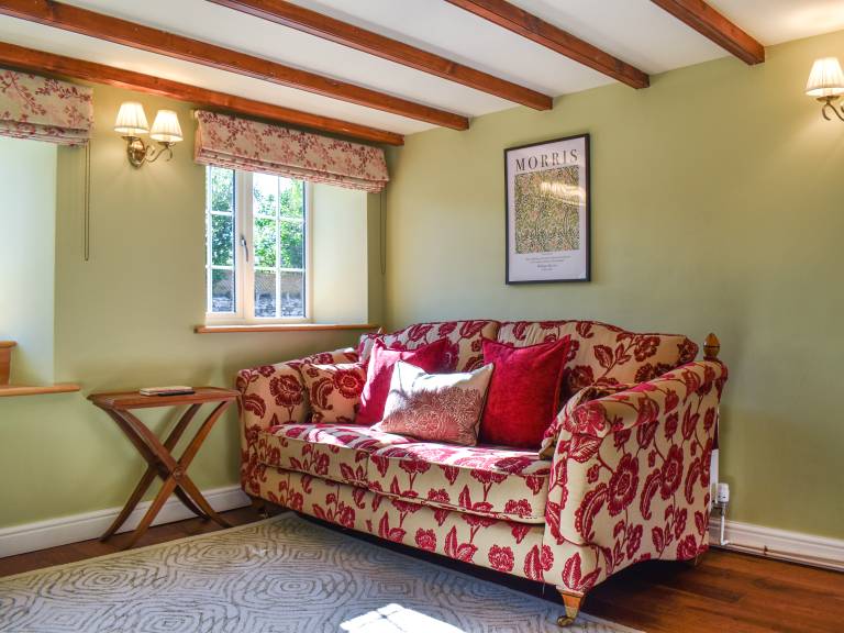 Family-oriented cottage with garden | Pets allowed — photo 5